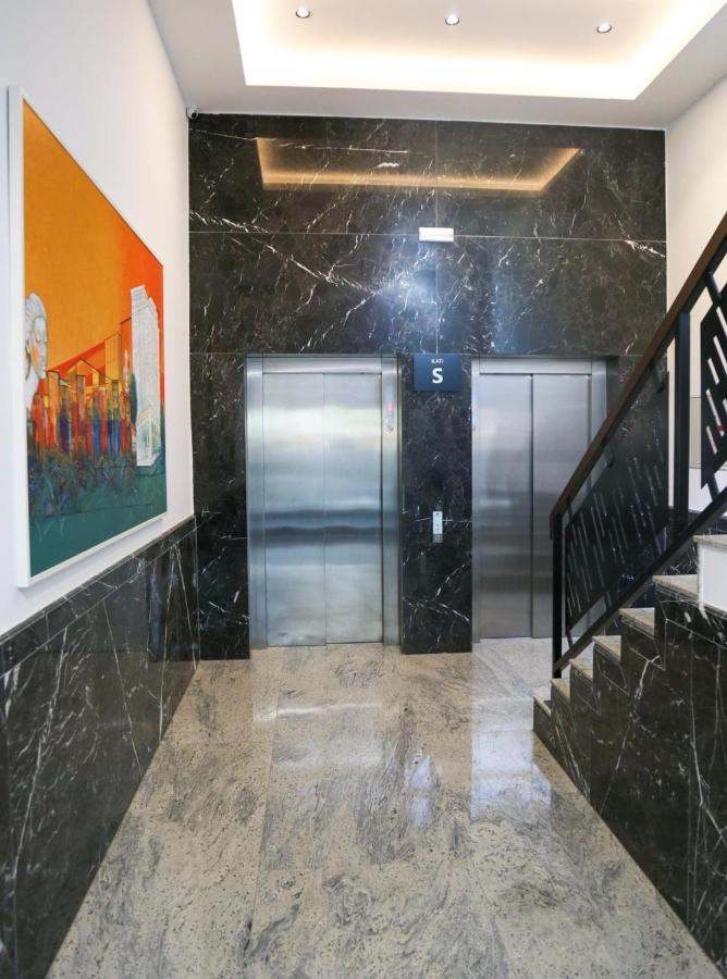 Central Luxury Apartment Priștina Exterior foto